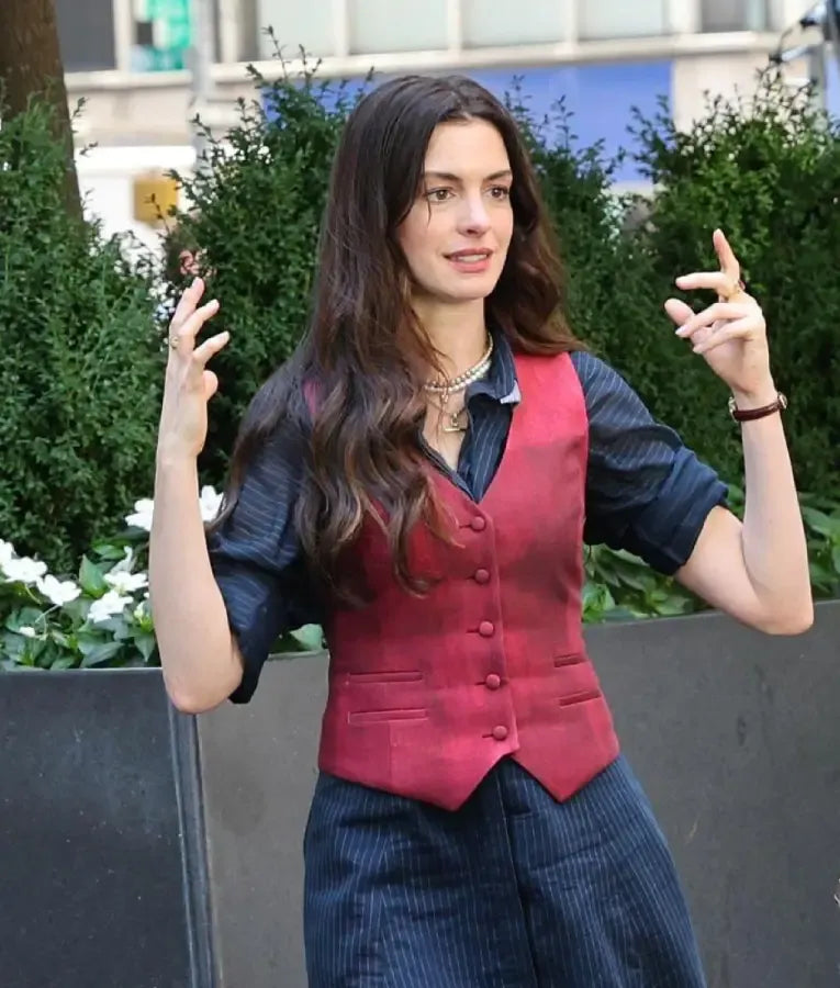 Anne Hathaway Devil Wears Prada 2 Vest