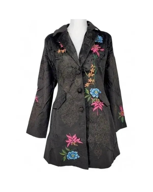 Beyond The Gates 2025 Ambyr Michelle Embroidered Floral Coat