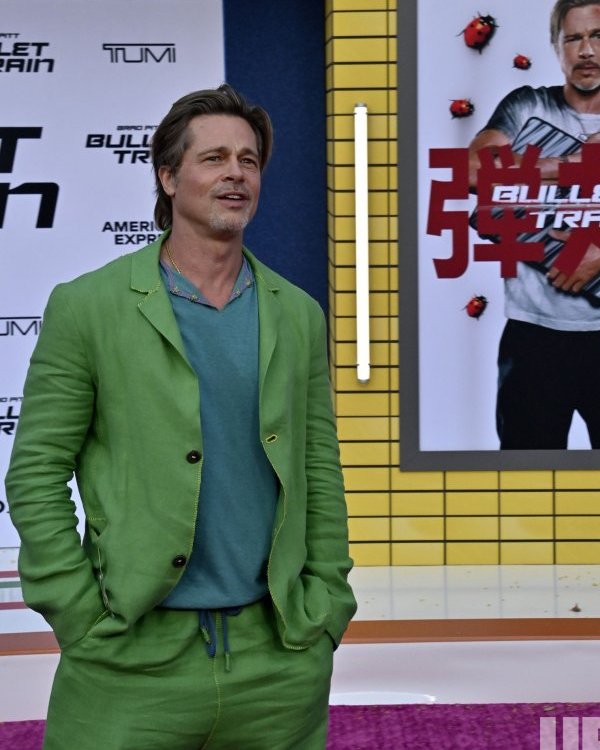 Bullet Train Brad Pitt Green Suit Clanton Jacket