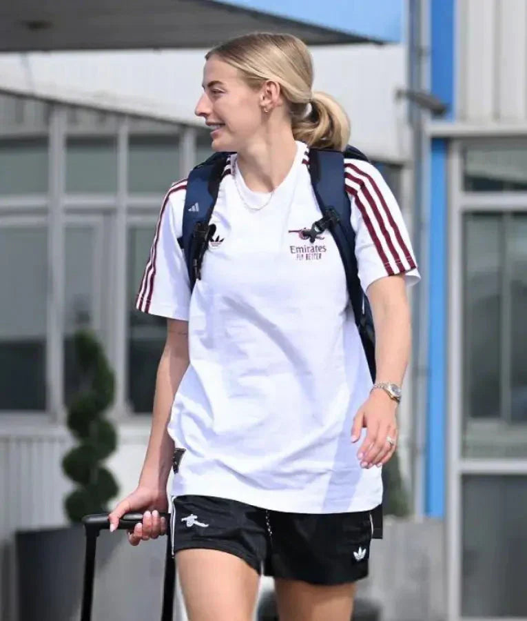 Chloe Kelly Arsenal Women Pre-Season Training Camp 2025 White T-shirt Clanton Jacket
