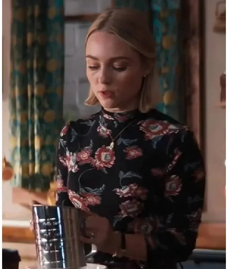 Grosse Pointe Garden Society AnnaSophia Robb Black Floral Top