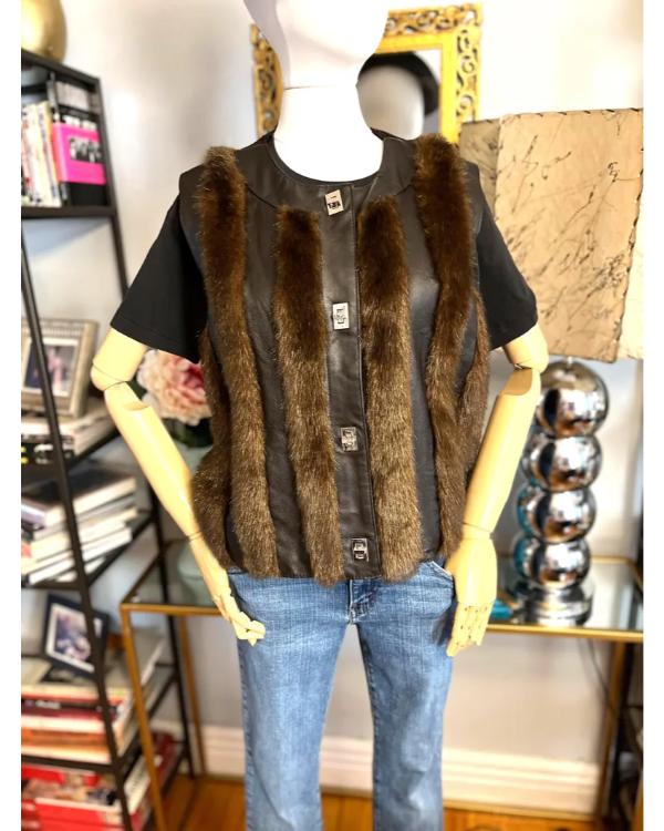 Wild Cherry S01 Katarina Cas Vintage Fur Vest