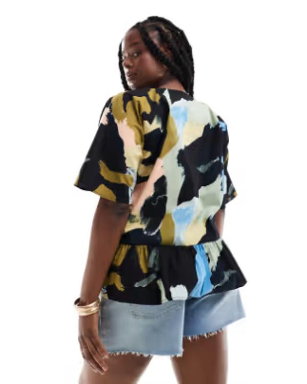 My Life Is Murder S05 Ebony Vagulans Abstract Print Top Clanton Jacket