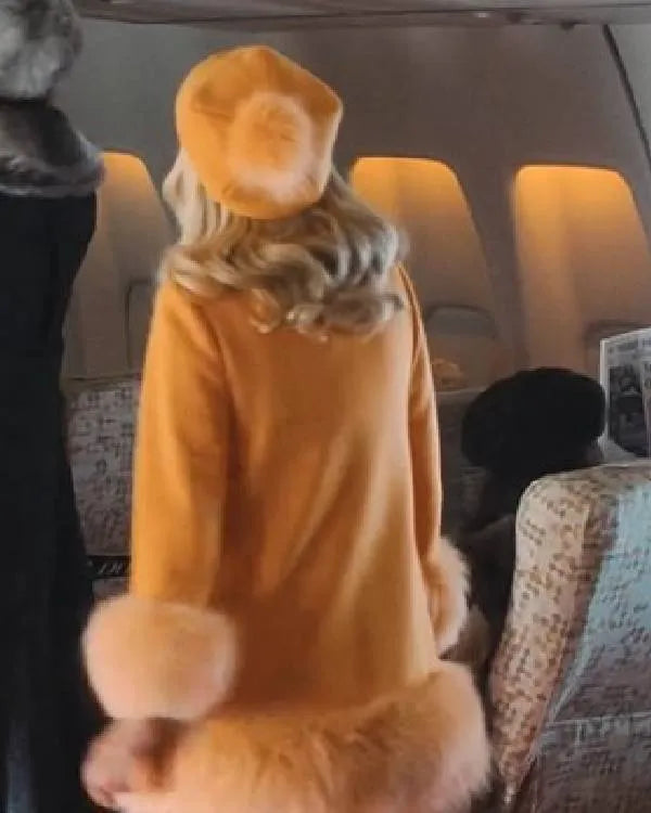 Palm Royale S02 Kristen Wiig Orange Fur Trim Coat