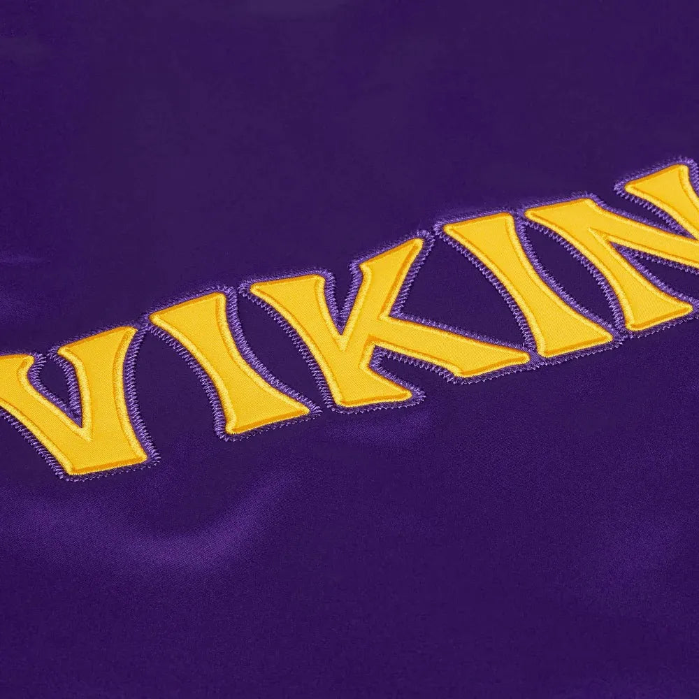Starter Minnesota Vikings Heavyweight Satin Jacket