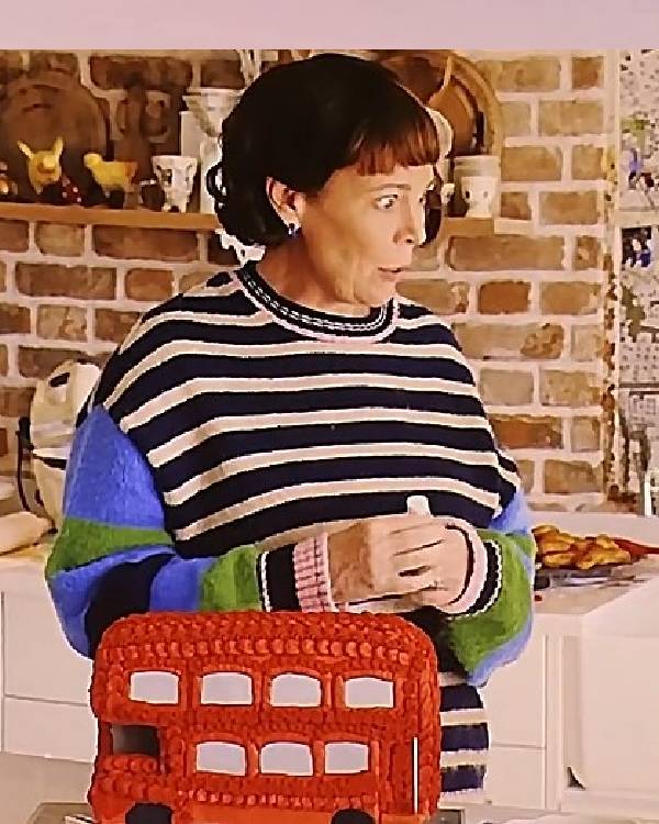 The Roses Olivia Colman Multicolor Sweater