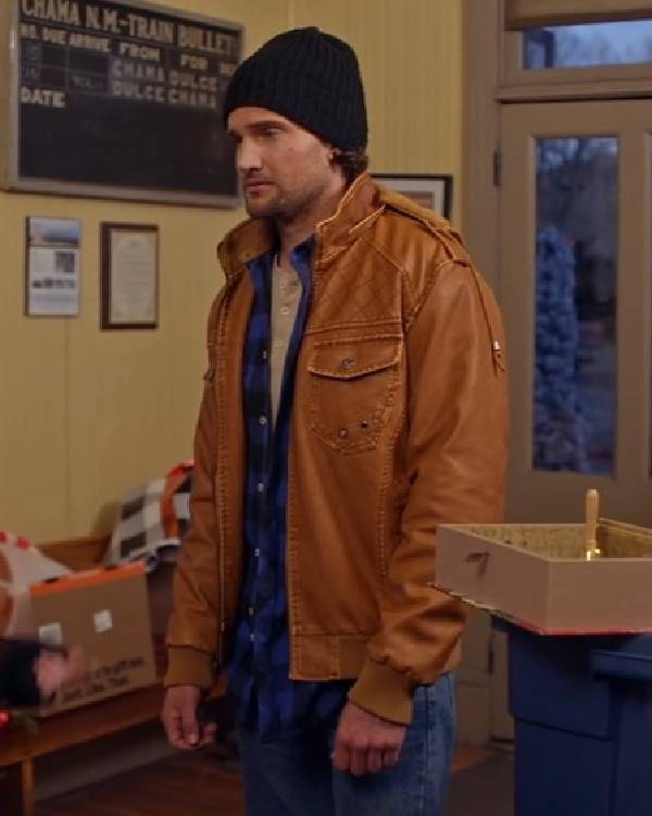 The Spirit of Christmas Station Chase Garland Brown Leather Jacket