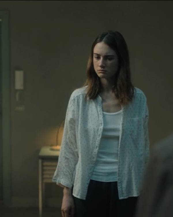 The Twisted Tale of Amanda Knox Grace Van Patten White Top USA Jackets
