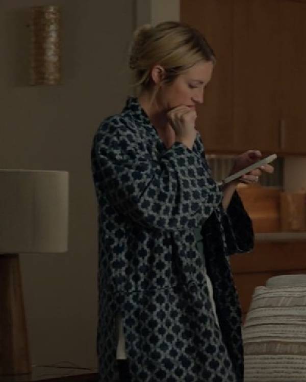 The Hunting Wives Brittany Snow Robe Clanton Jacket