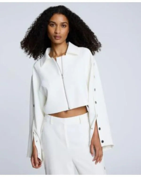The Voice S28 Yoshihanaa White Snap-Arm Jacket